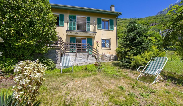 Cherry Tree House Family Friendly, Premosello Chiovenda, Italy