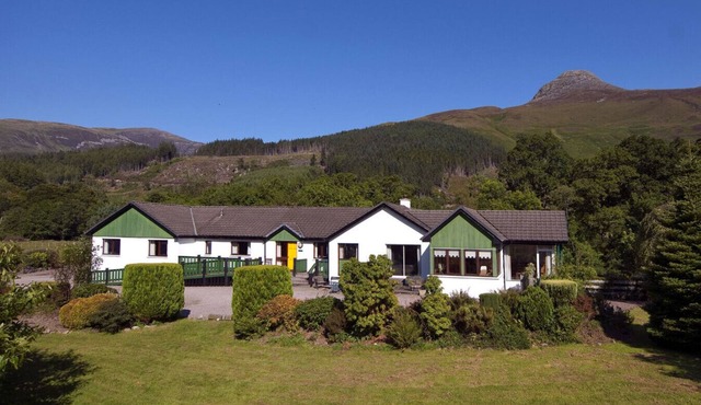 Cherry Tree Cottage in Glencoe