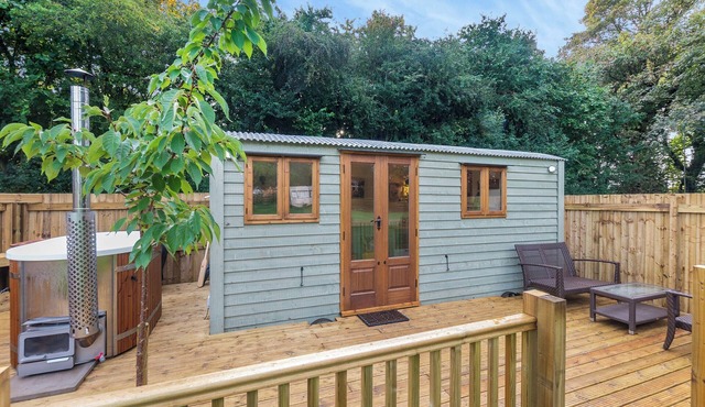 Cherry Tree Lodge- UK45518