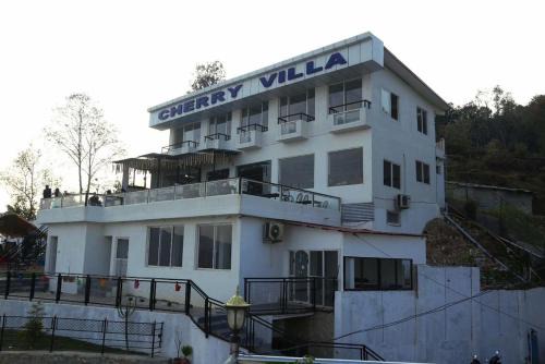 Cherry villa