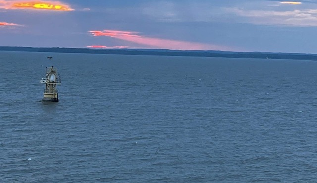 Chesapeake Bay Waterfront Cottage. Unobstructed water view, Water Access