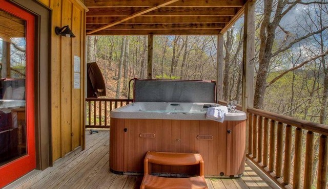 Chestnut Lodge by Escape to Blue Ridge