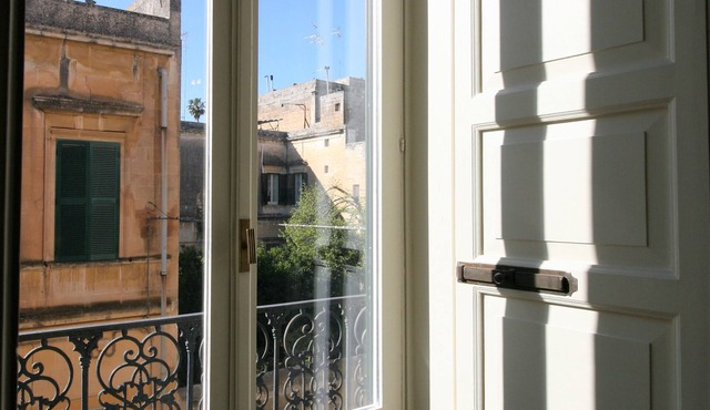 Chez Moi Lecce Charme B&B