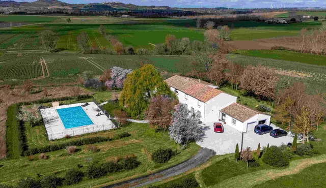 Chez PhiL