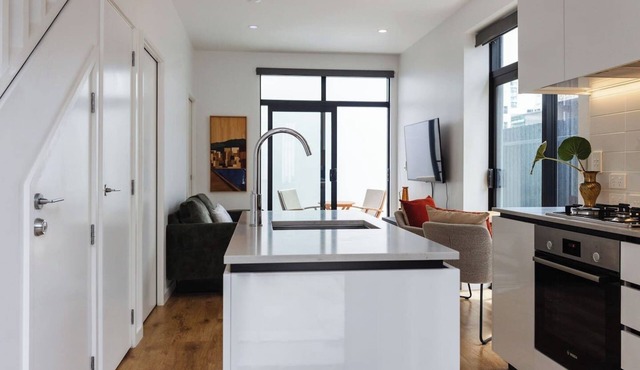 Chic 2BR Apartment | Secure Gated Complex in CBD