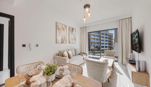 Chic 2BR Haven in Prime Location in Gardenia Living