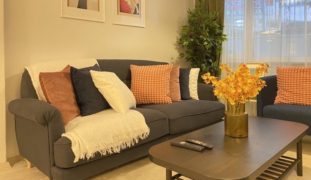 Chic and Roomy Flat Near City's Nisantasi Mall