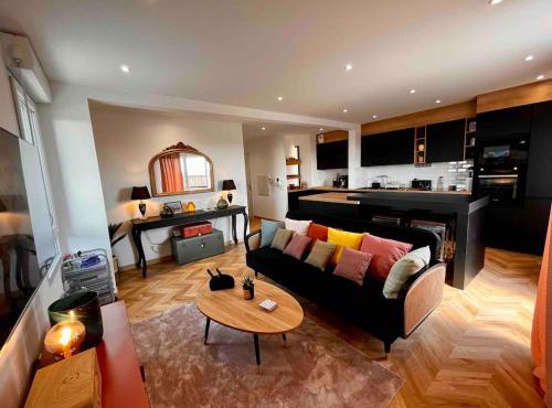 Chic apartment with panoramic view