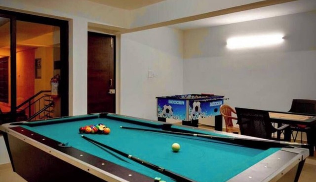 Chic Baga Studio Pool/Gym/Jacuzzi Walk To Beach