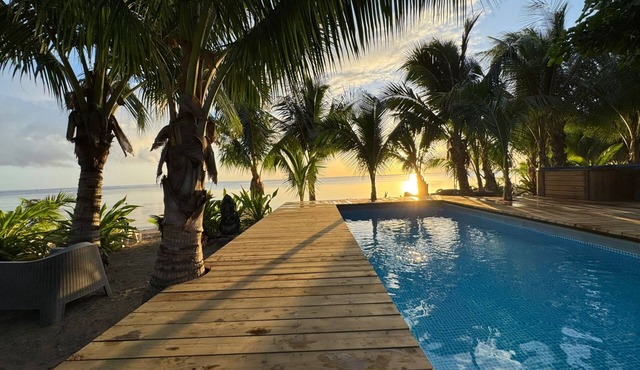 Chic Beachside Retreat