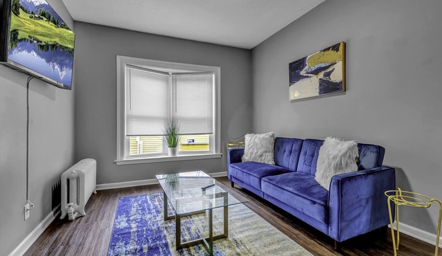 ⭐CHIC BEAUTY IN ALLENTOWN HEART OF THE CITY ⭐