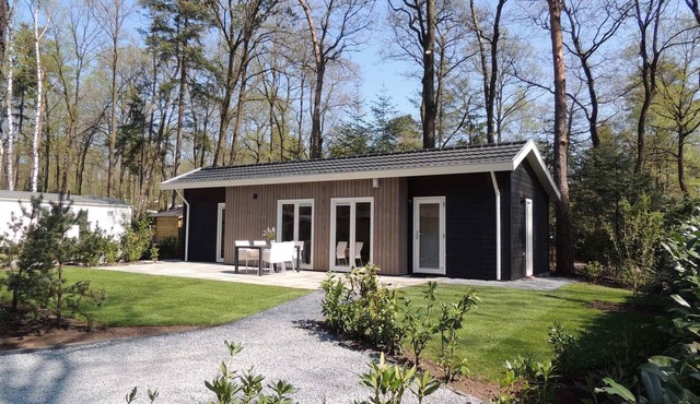 Chic Chalet in Hoenderloo