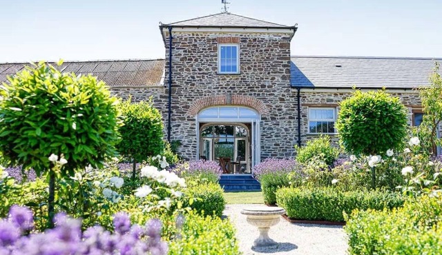 Chic Clock Tower with Gardens Close to Beaches