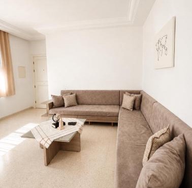 Chic & Comfortable Stay