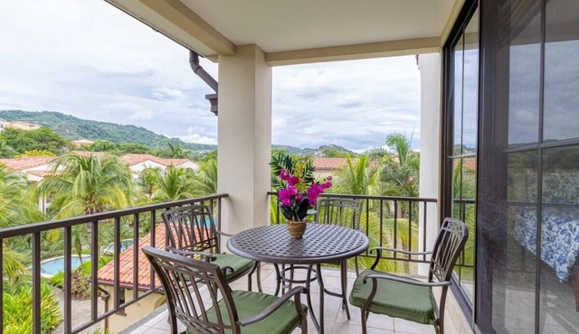 Chic Condo w/Sparkling Pool & Lush Mountain Views from Shaded Balconies