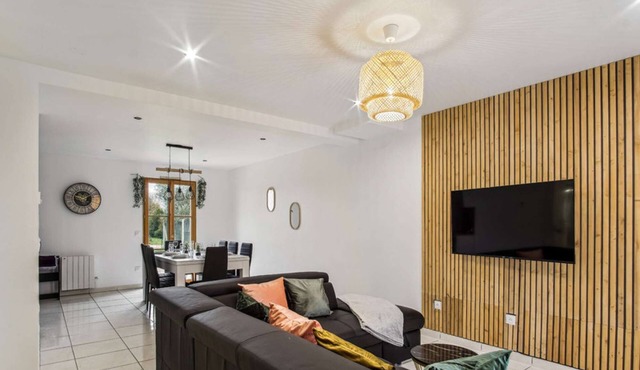 Chic friendly and spacious house