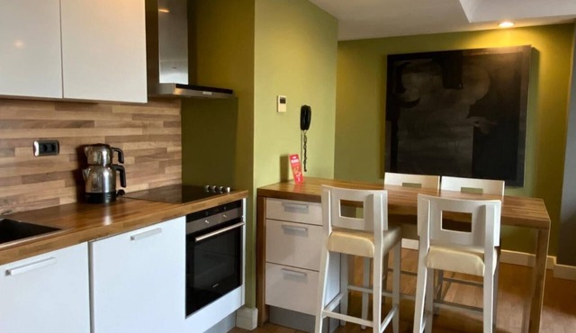 Chic hotel suite with AC, WiFi in enchanting Istanbul