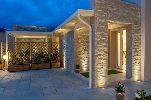 CHIC house