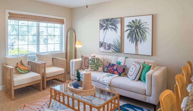 Chic Peaceful 3BD Cottage - Walk to Siesta!