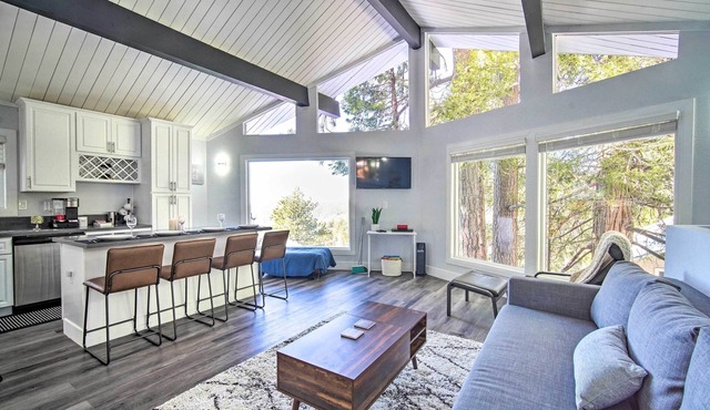 Chic Running Springs Forest Cabin w/Deck!