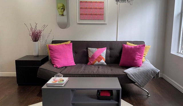 Chic Studio Apt in the East Village with WiFi and AC, Close to Subway