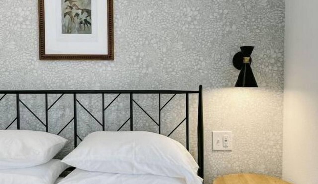Chic studio near ACU