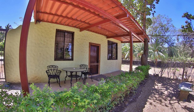 Chic studio with WiFi and AC in phenomenal Playa Hermosa