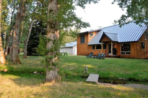 Chickadee Chalet