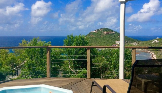 Chocolate Hole Studio-Outdoor Space, Hot Tub, Kitchenette and Beautiful Views!