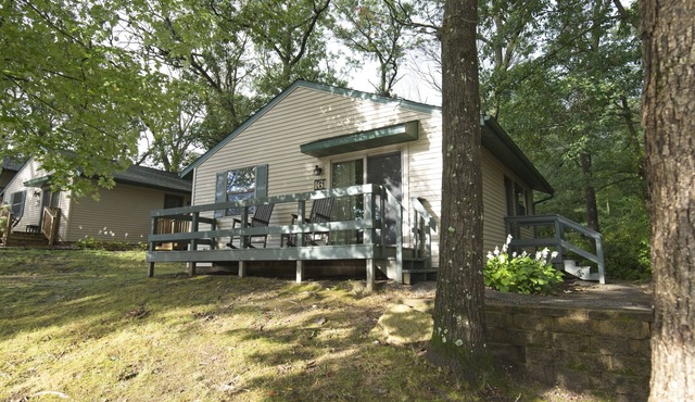 Christmas Mountain Village, Wisconsin Dells, 2 Bedroom Cottage