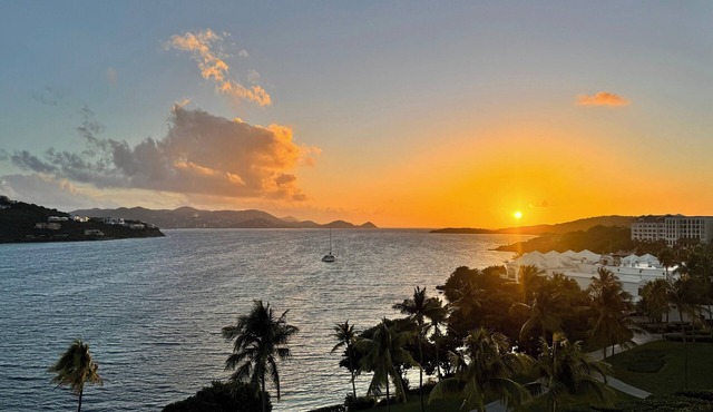 CHRISTMAS WEEK 2026 3BR PENTHOUSE AT THE RITZ CARLTON CLUB USVI