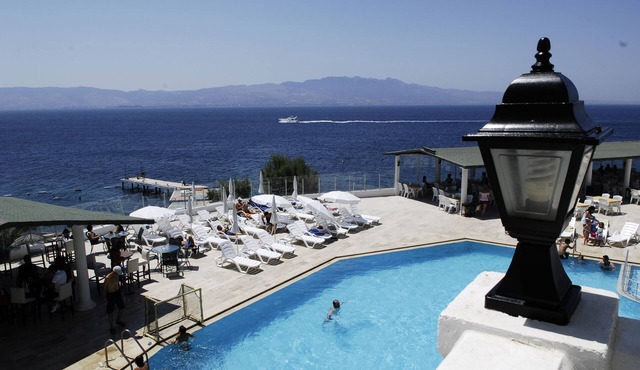 Chronos Beach Akyarlar