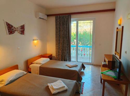 Chrysa Apartments