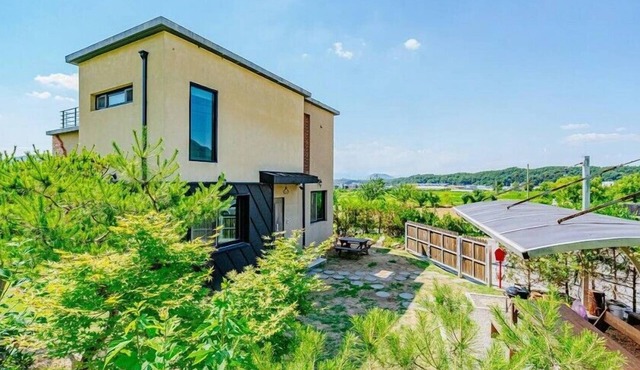 Chuncheon Stay 266