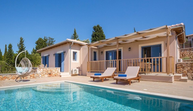 Cielo - Two Bedroom Villa, Sleeps 4