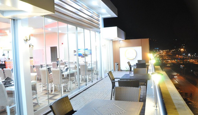 Cihan Otel