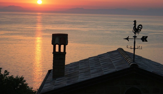 CILENTO PANORAMIC STONEHOUSE ON THE SEA