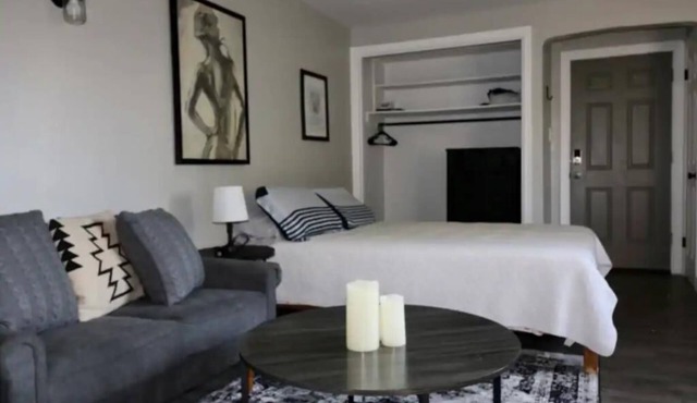 Cincinnati Themed, Historic Big Sky Apartments!