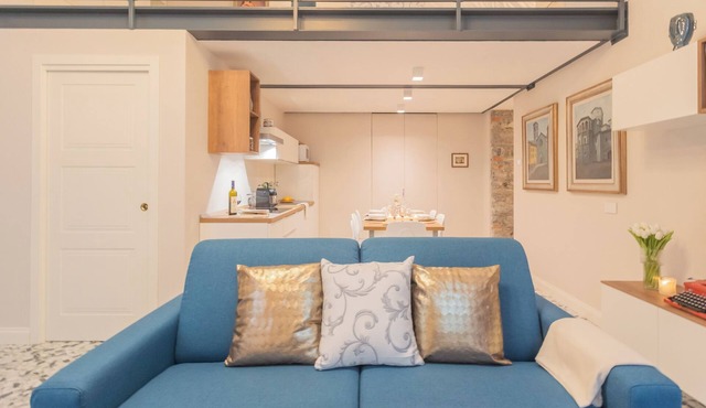 Cinque Giornate 70 Suites by Rent all Como