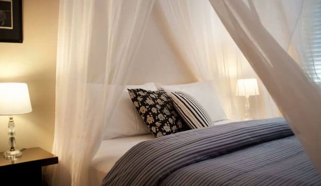 Circa Ruby Mint Daylesford ~ Town Centre!
