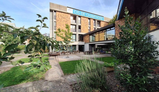 Cis De Champagne - Hostel