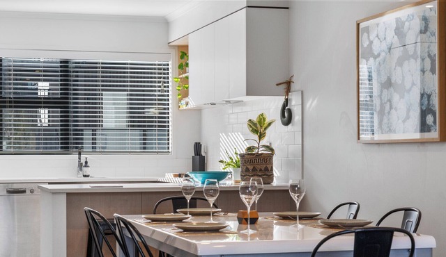 City Break - Hamilton Holiday Home
