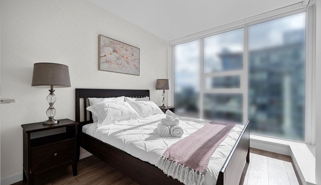 City Center Brand New 1 Bedroom 4 Guests Apartment