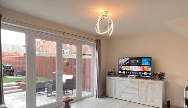 City fields 4 bedroom house in Yorkshire