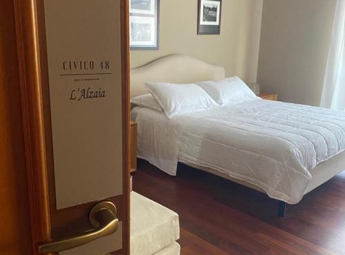 Civico 48