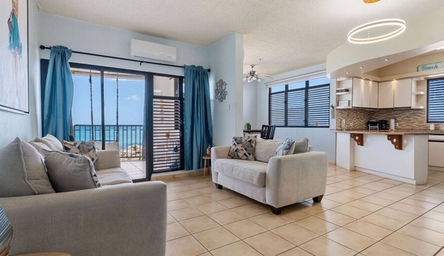 Claje Sunset! Beachfront condo at Victoria del Mar 1E