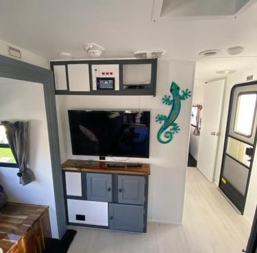 Clamping Caravan