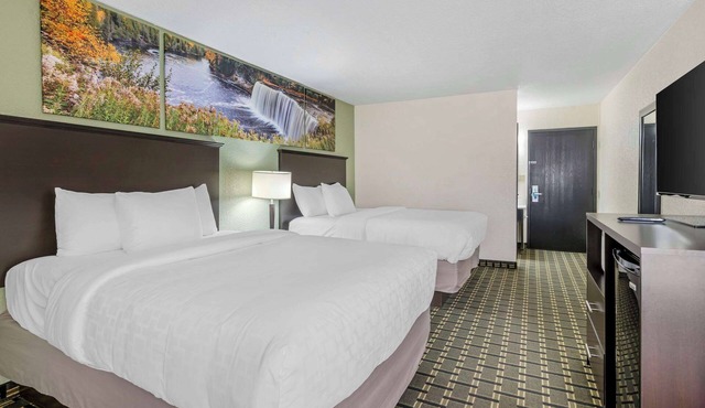 Clarion Pointe Jasper