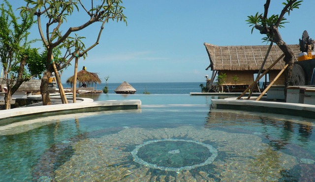 Classic Beach Villas