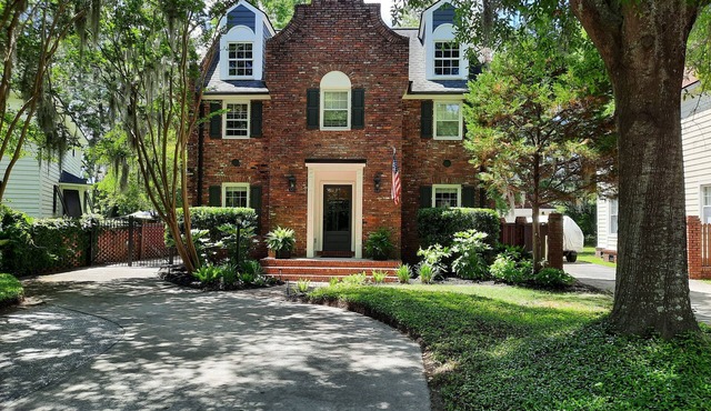 Classic Charleston with a contemporary twist in charming and historic Snee Farm.